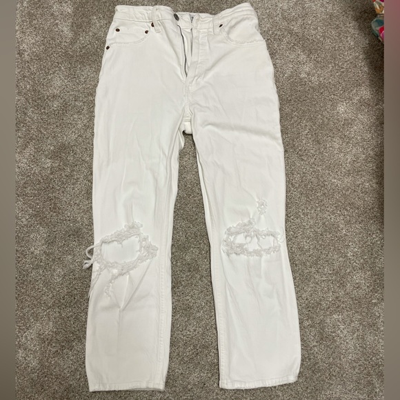Selling Abercrombie jeans light wash size 26 and the white size 26, - Picture 2 of 4